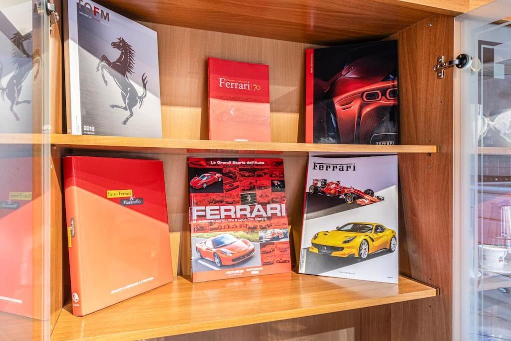 Ferrari Museum & Train Station - Il Cavallino Loft Apartment Modena Luaran gambar